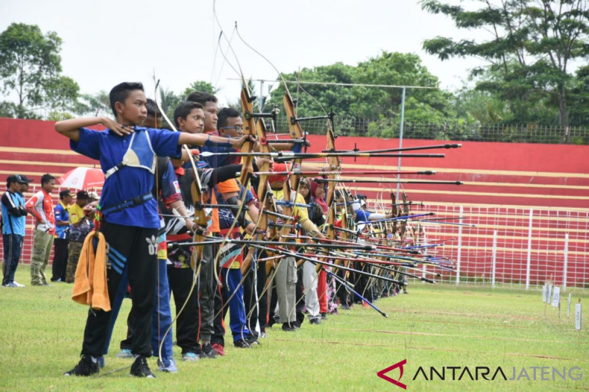 179 atlet ikuti kejuaraan panahan di Batang