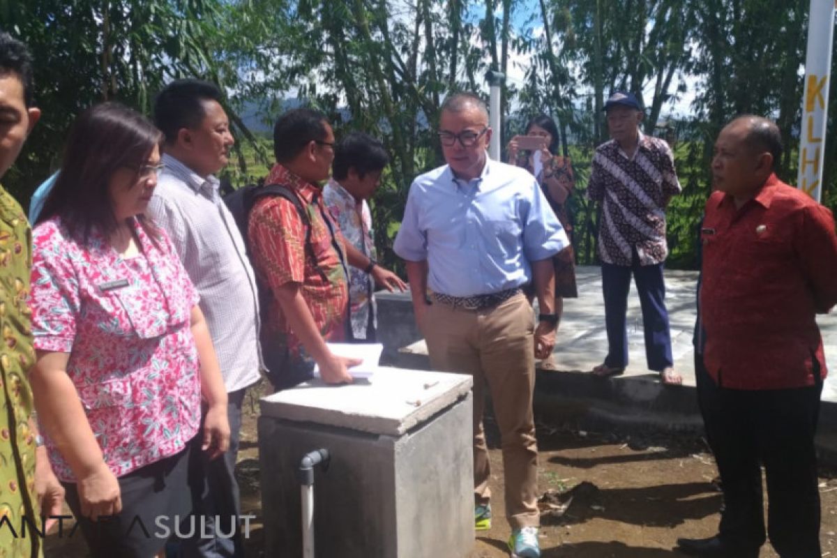 Dr. Bara Hasibuan Walewangko-Kemen LH Resmikan IPAL di Tondano