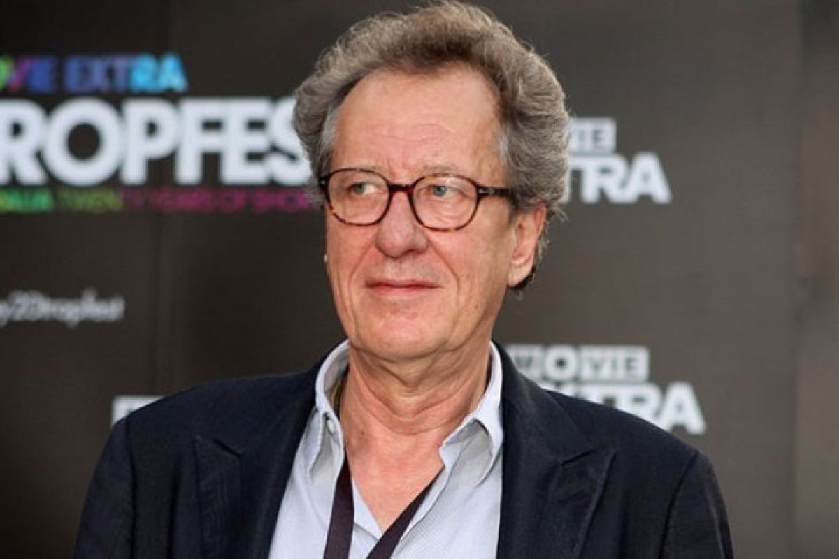 Geoffrey Rush bantah lakukan pelecehan seksual