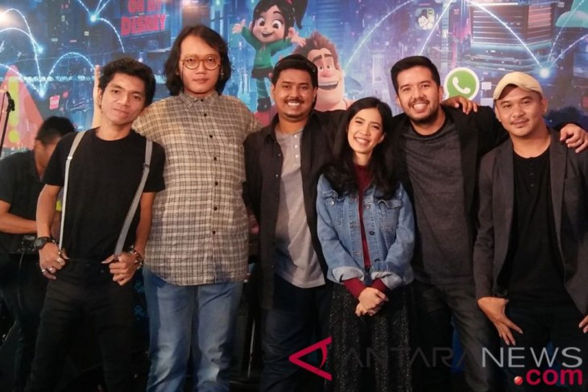 Marsya Ditia vokalis baru band Payung Teduh