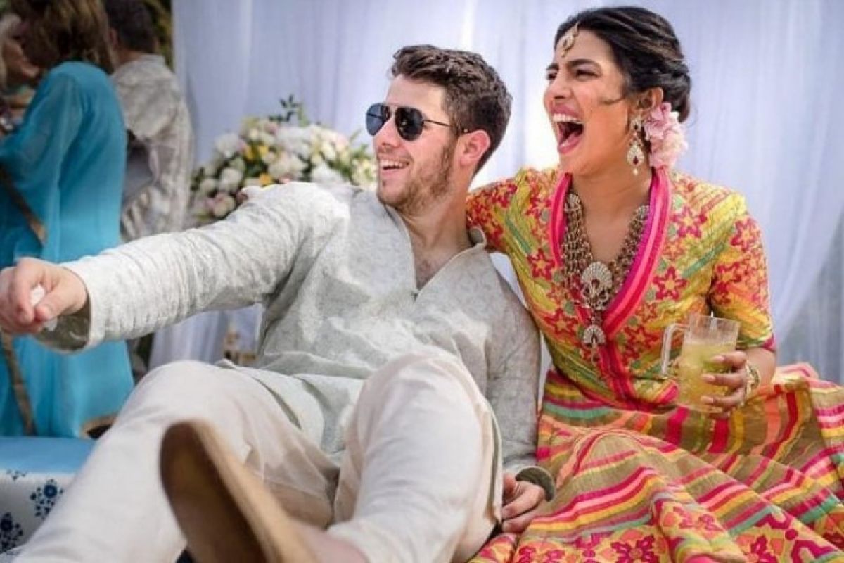 Priyanka Chopra dan Nick Jonas resmi menikah di India