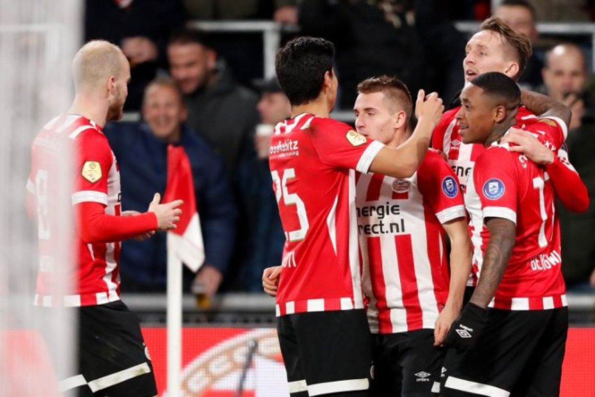 Hasil pertandingan dan klasemen Liga Belanda, PSV juara paruh musim