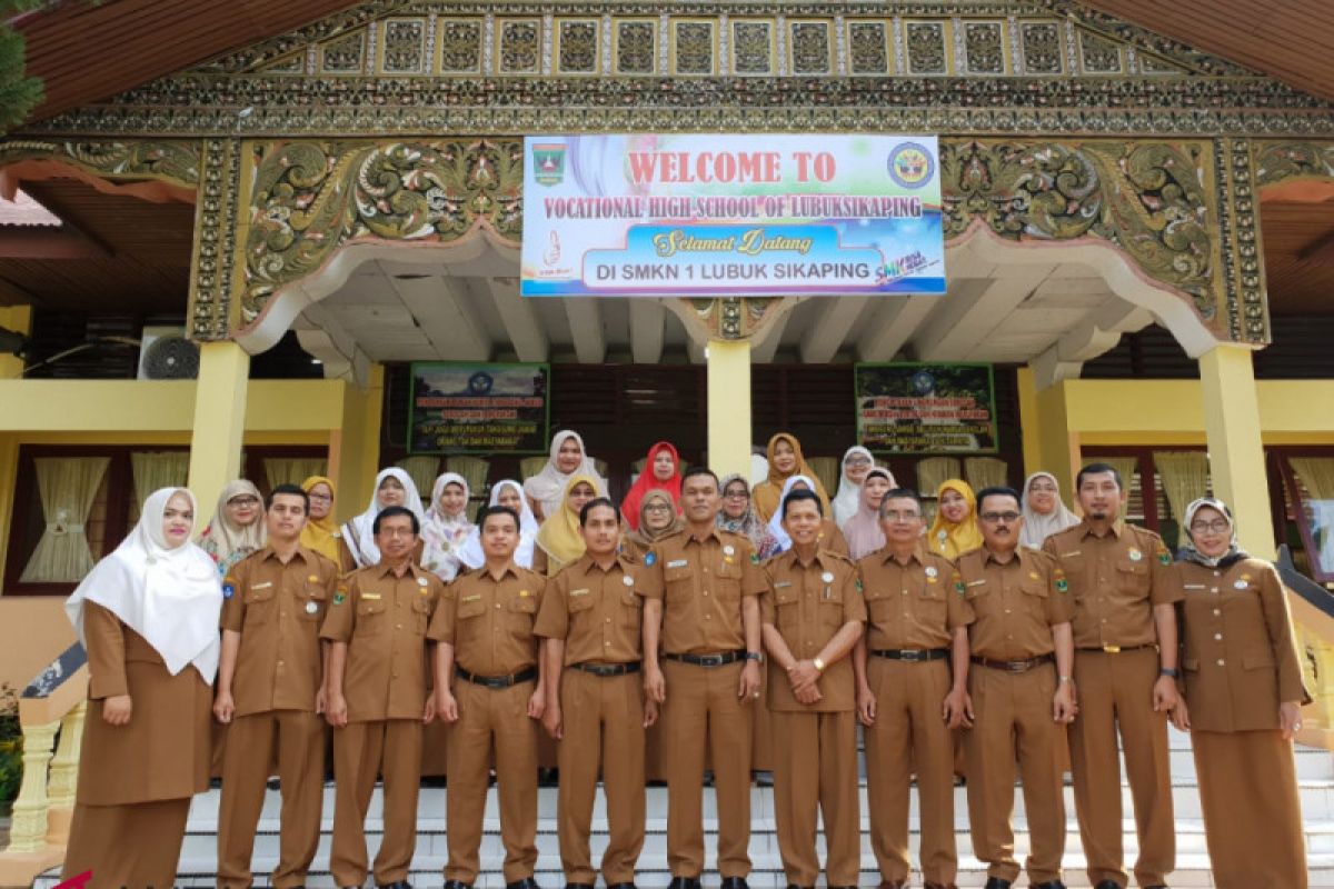 SMKN Lubuk Sikaping raih akreditasi A, peestasi membanggakan