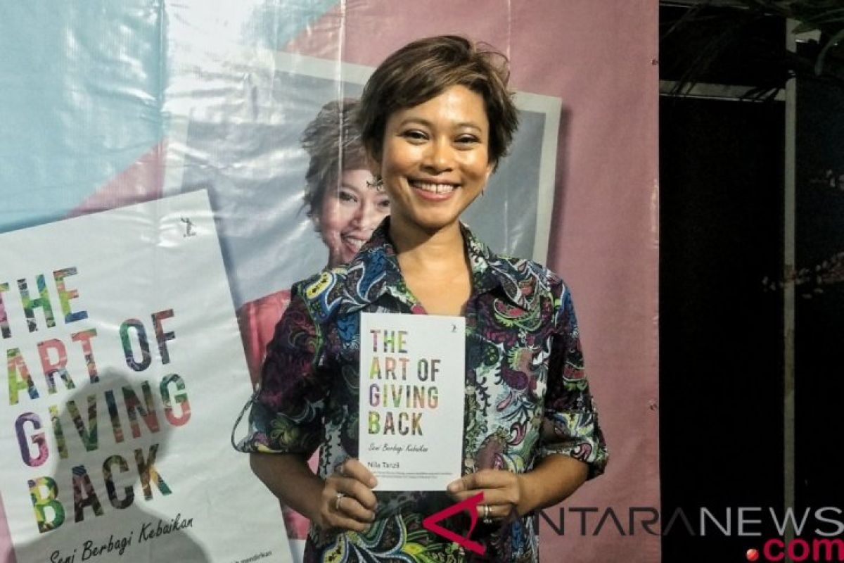 Nila Tanzil rilis buku "The Art of Giving Back" bahas seni