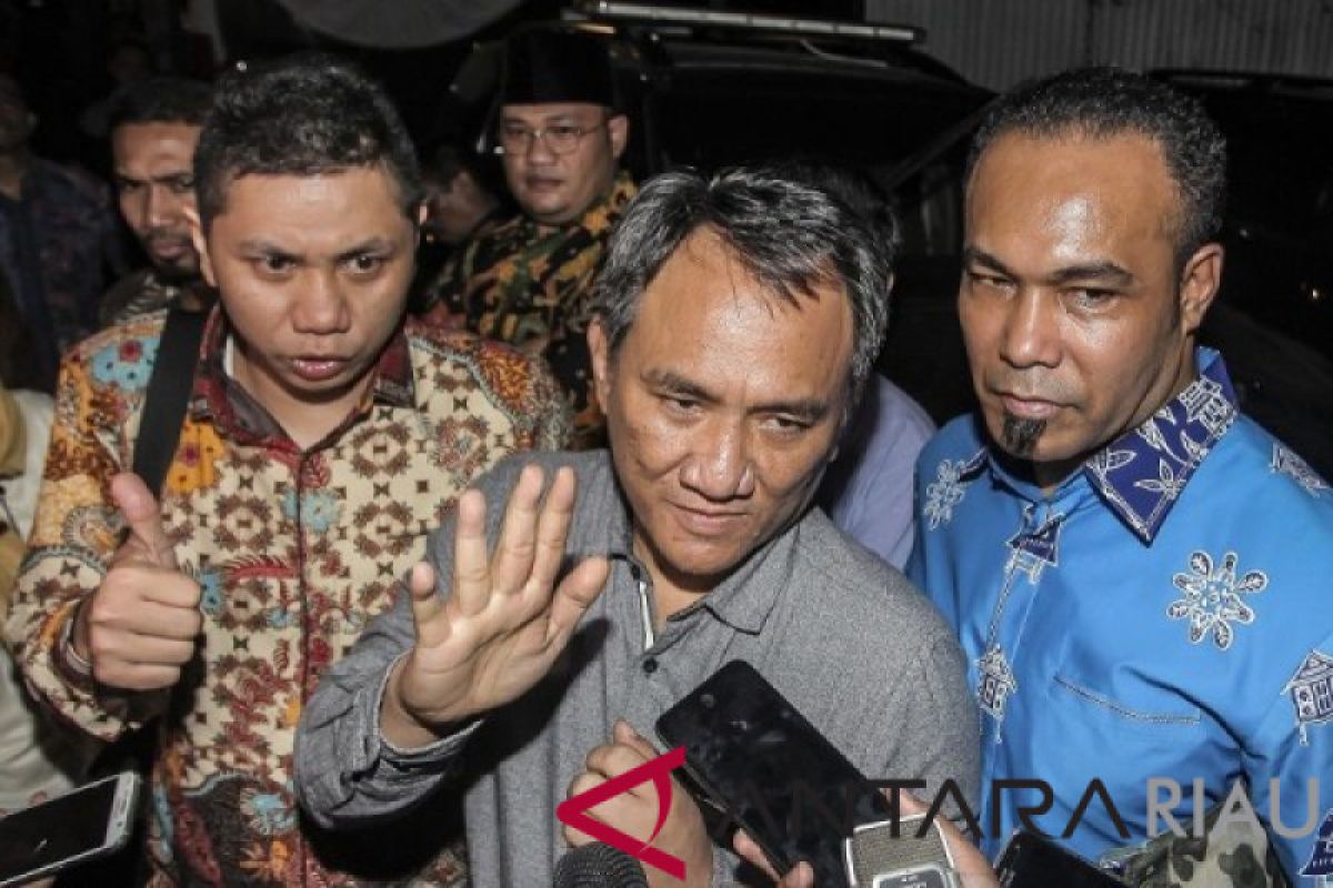 Dipolisikan karena hoaks surat suara, Andi Arief: lucu bener negeri ini