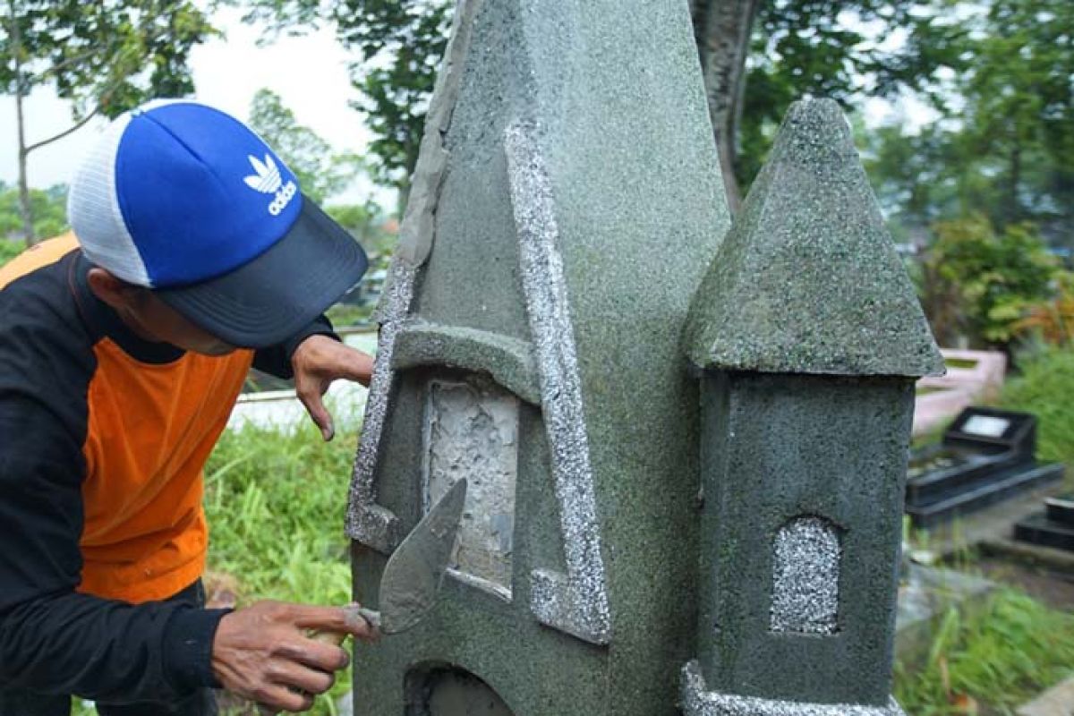 Makam yang dirusak di TPU Giriloyo Magelang, segera diperbaiki