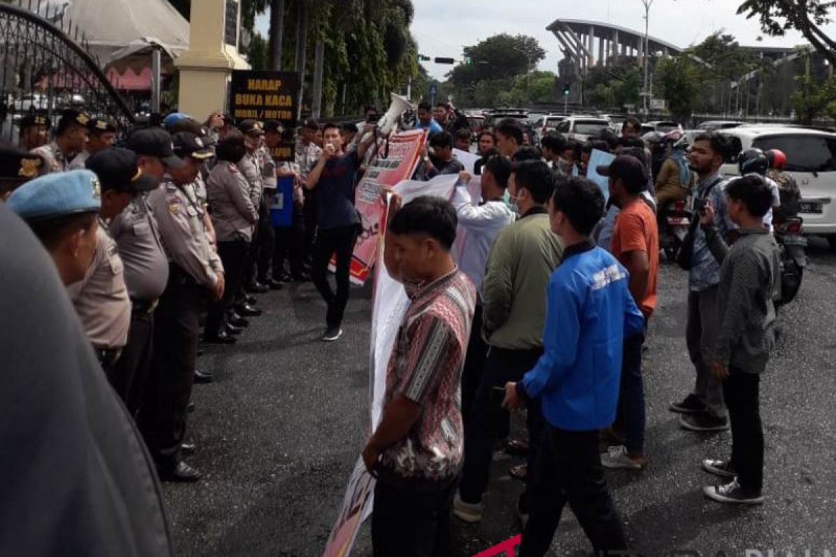 Mahasiswa Desak Polda Riau Dalami Dugaan Penyelewengan Dana Desa