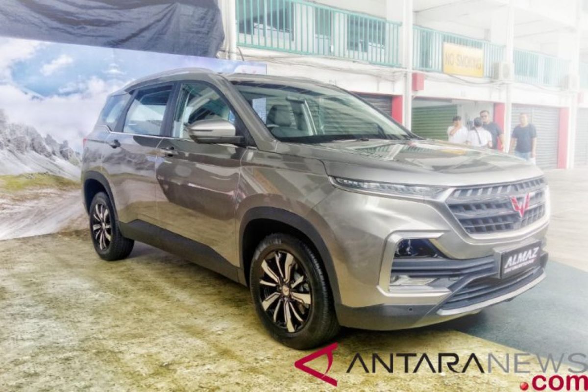 Wuling Almaz segera menggelinding