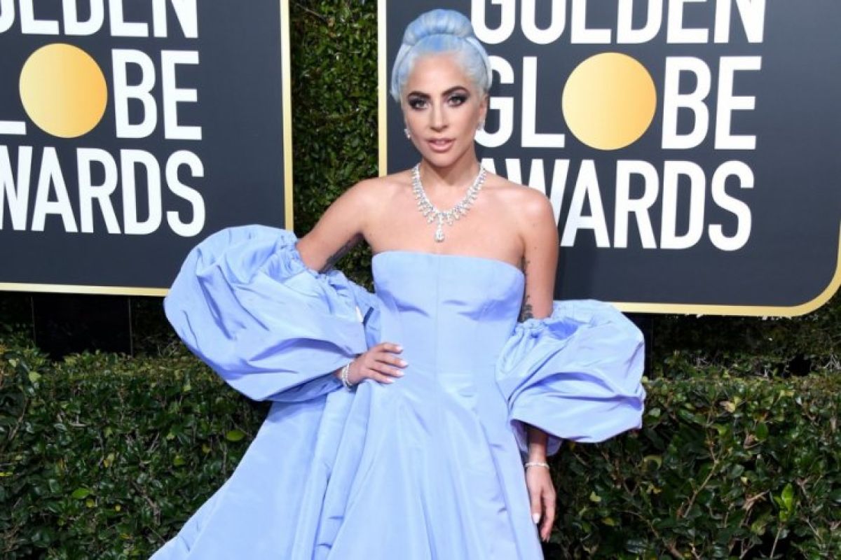 Tanpa MC, Queen & Lady Gaga bawa nuansa Grammy di Oscar