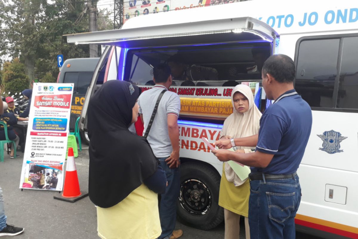 Permudah masyarakat, UPTD Samsat Sumbar hadirkan Samsat mobile di Solok