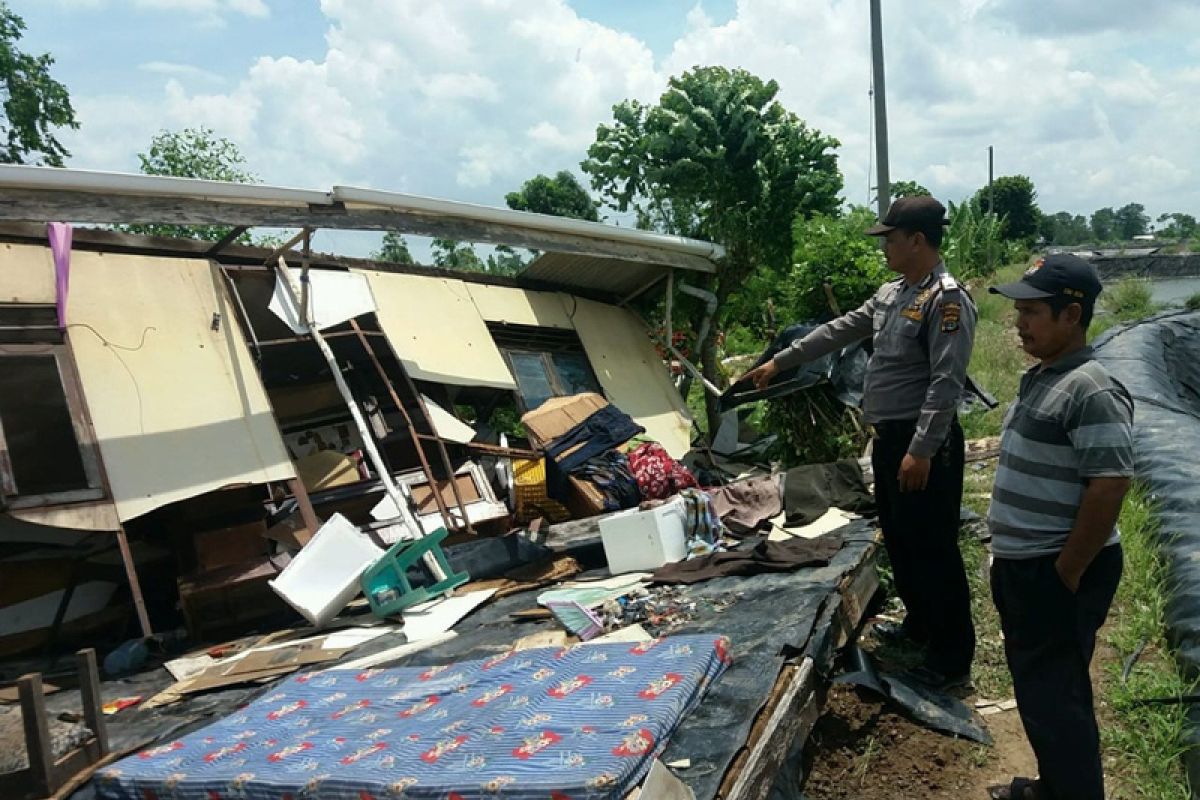 Warga Tulangbawang korban bencana berharap segera dibantu