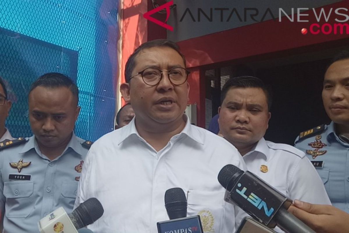 Fadli Zon: penetapan tersangka Ketua Umum PA 212 kriminalisasi