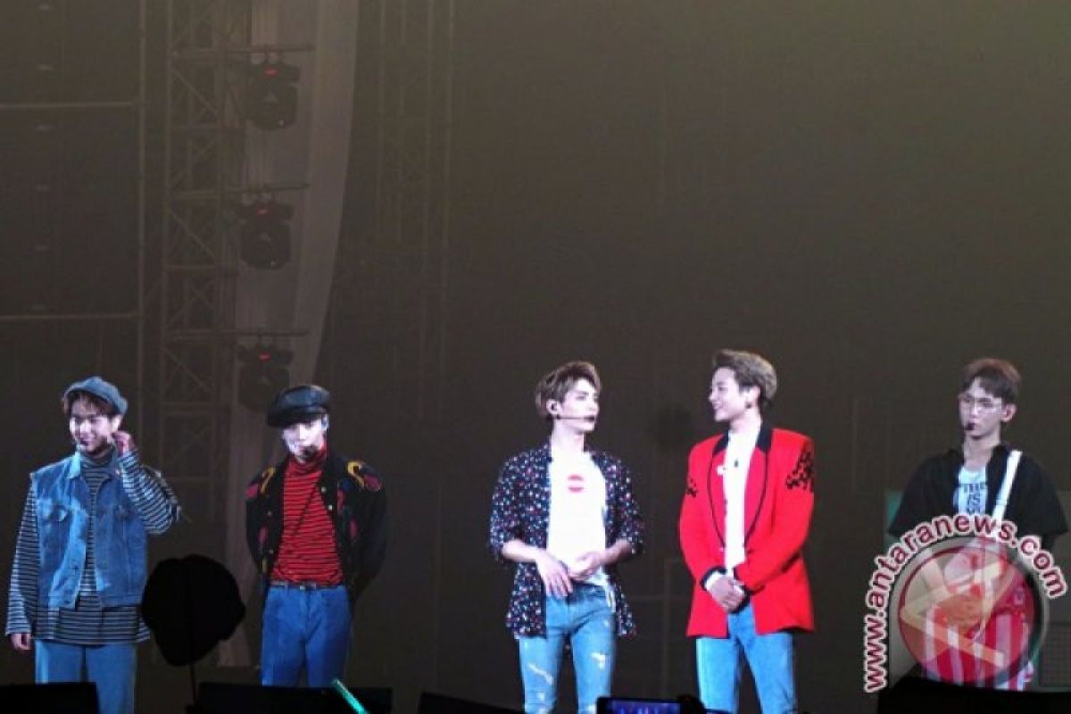 Personel SHINee rilis album solo