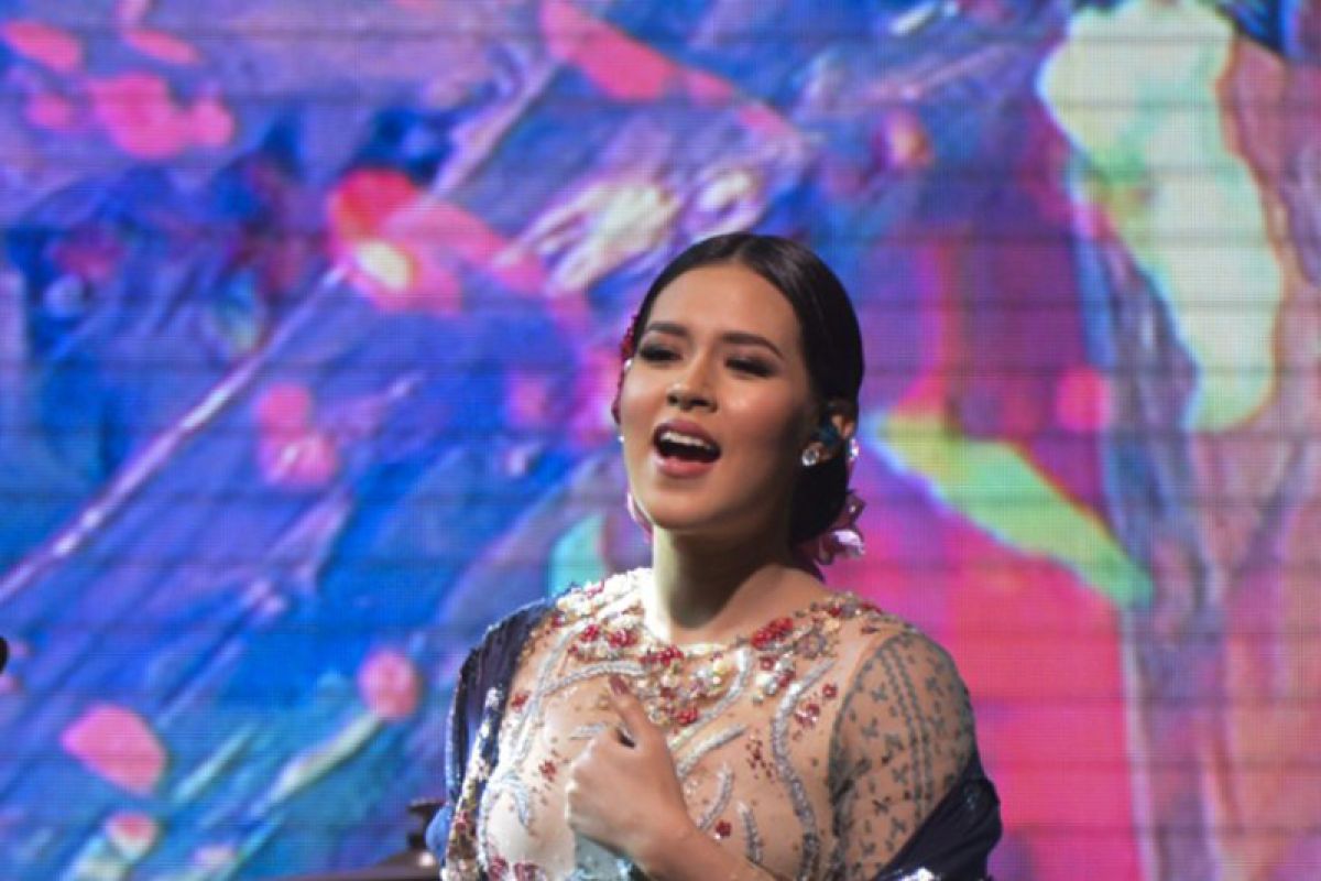 Raisa belasungkawa atas meninggalnya Sutopo Purwo Nugroho