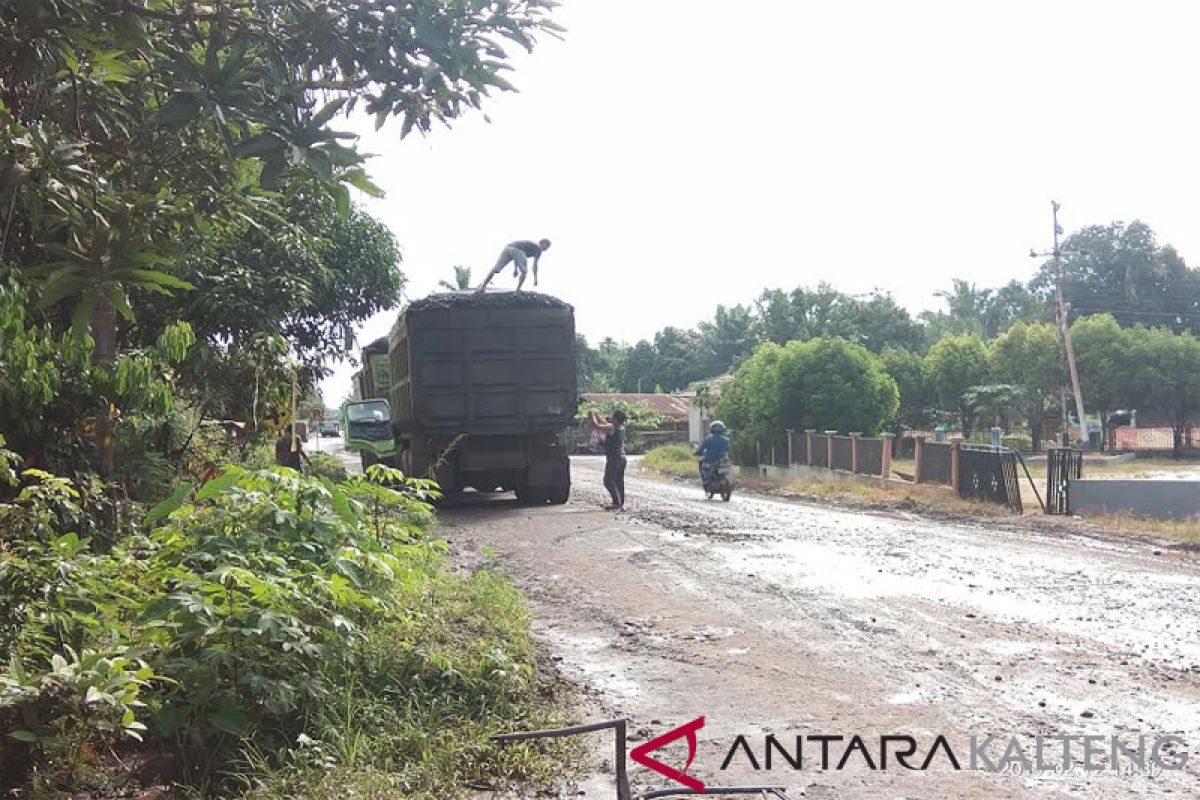 Jalan eks pertamina tidak laik dijadikan jalan khusus pertambangan di Bartim