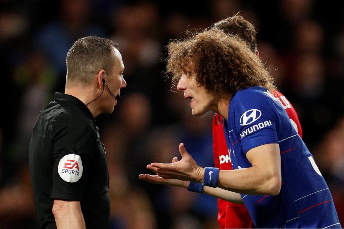 Arsenal siap boyong David Luiz dari Chelsea