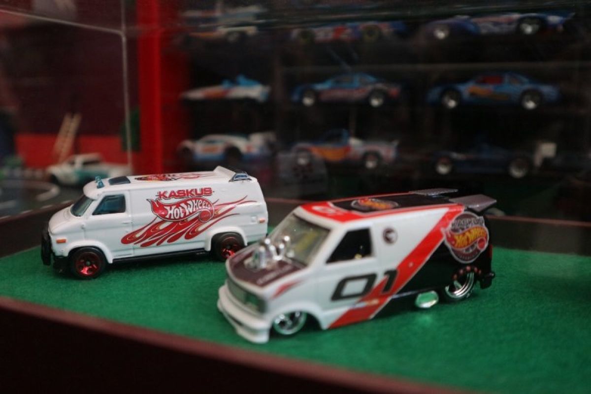 Koleksi Hot Wheels Anda ingin tampil eksklusif? Ini langkah modifikasinya