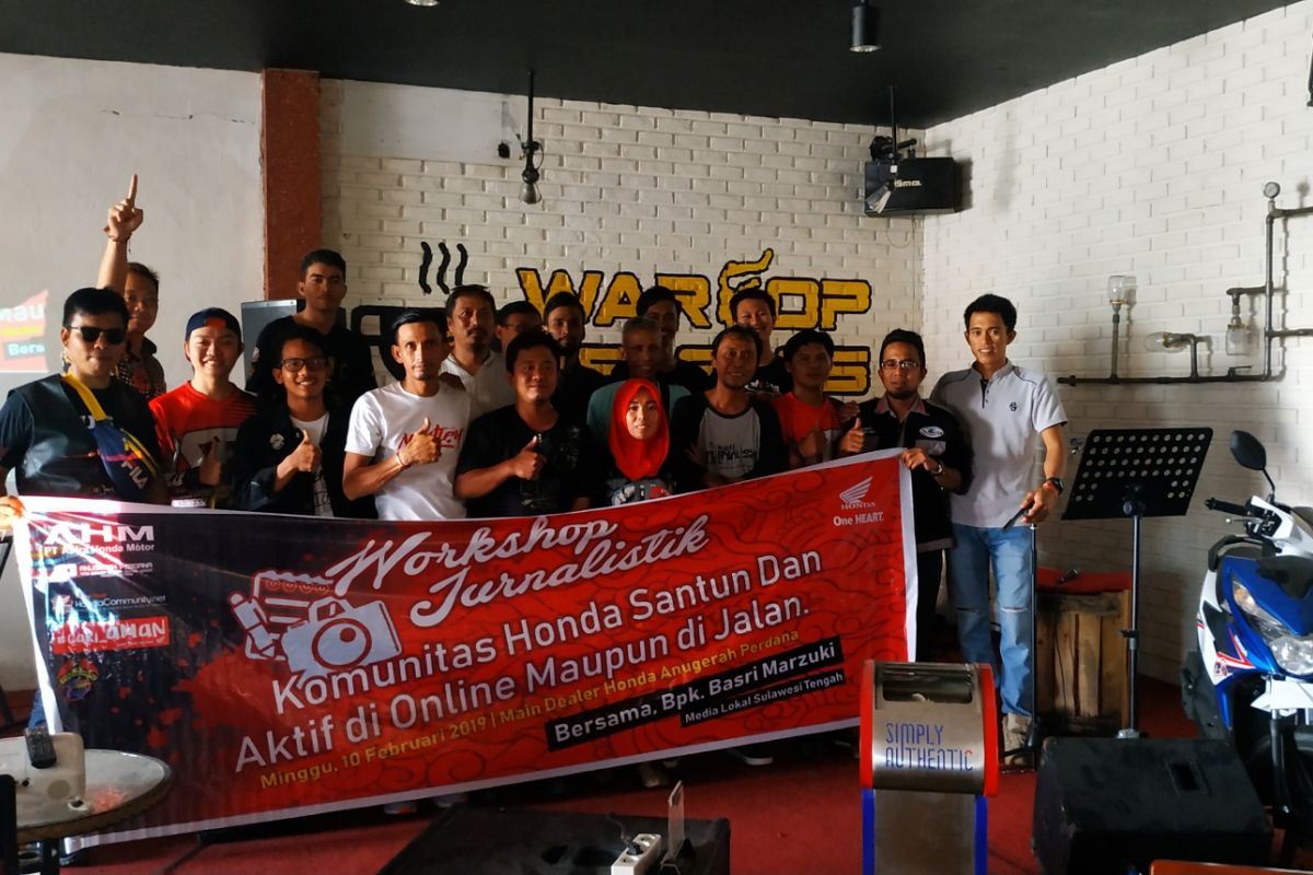 Komunitas Honda Sulteng ikut workshop jurnalistik