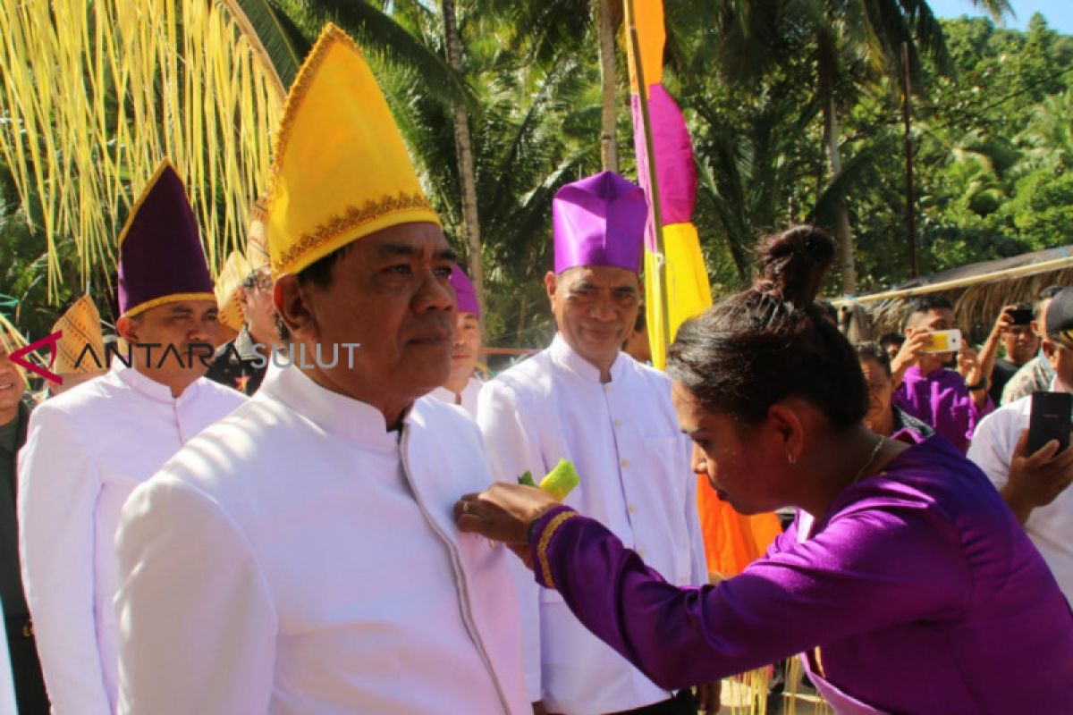 Masyarakat Nusa Tabukan Gelar Upacara "Tulude"