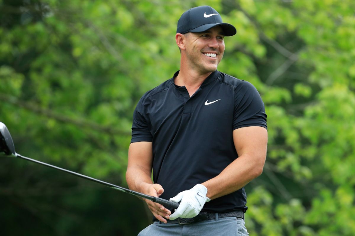 Pegolf Koepka memimpin, Tiger Woods tersingkir di PGA Championship