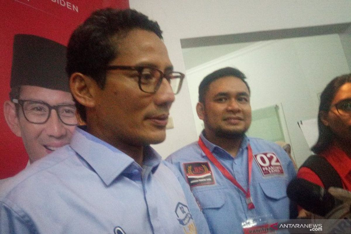 Sandiaga Uno dapat masukan dari Anies jelang debat putaran ketiga