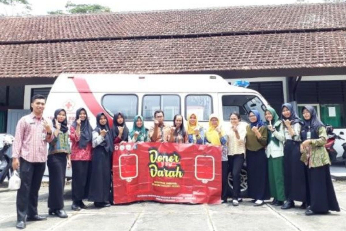 Polbangtan Yo-Ma gelar donor darah Bareng PMI