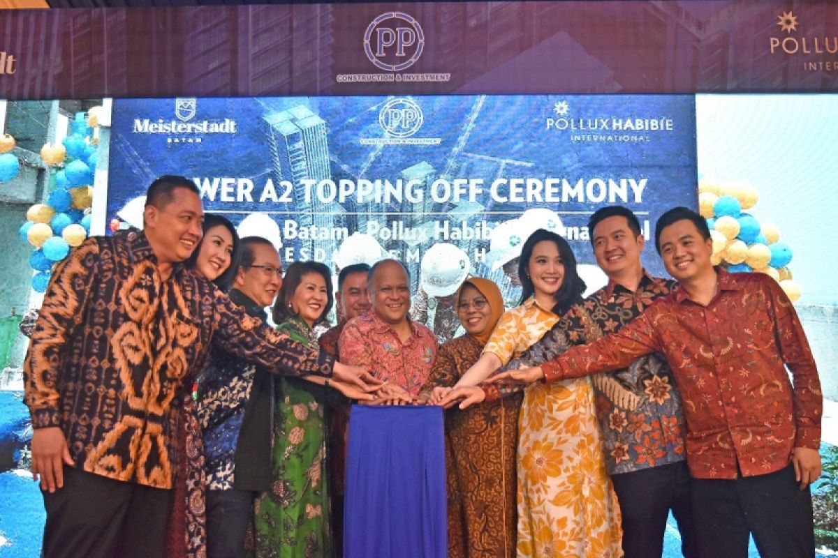 Pollux Habibie gelar topping off Tower 2 Meisterstadt Batam