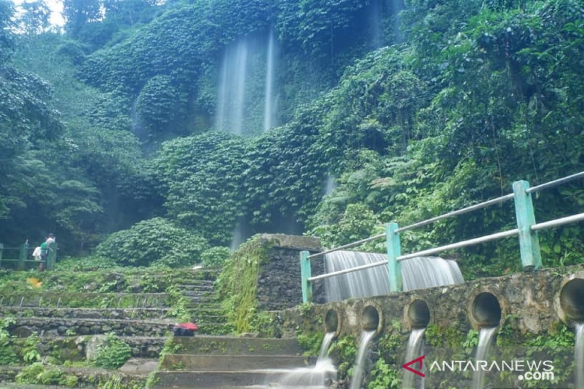 Air Terjun Benang Kelambu nan aduhai