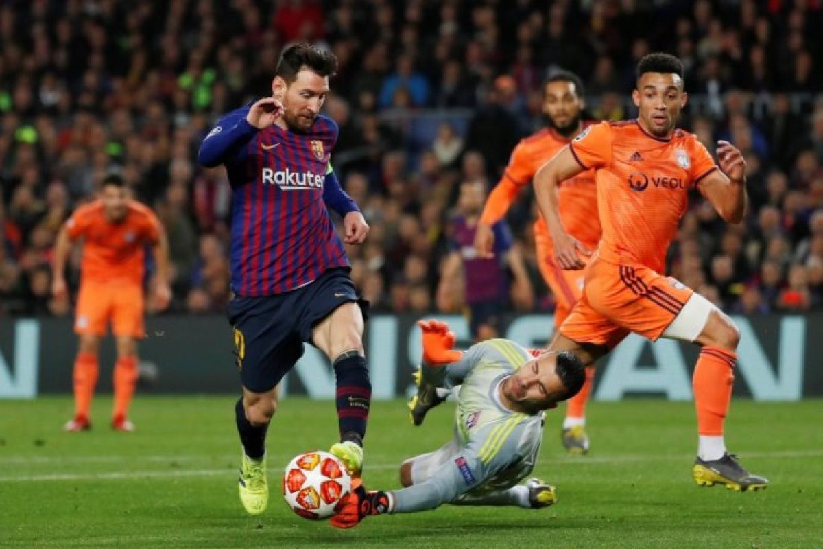 Dua gol Messi antar Barcelona ke perempat final Liga Champions