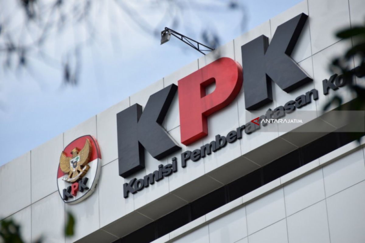 Barbuk yang diamankan KPK dari direksi Angkasa Pura II