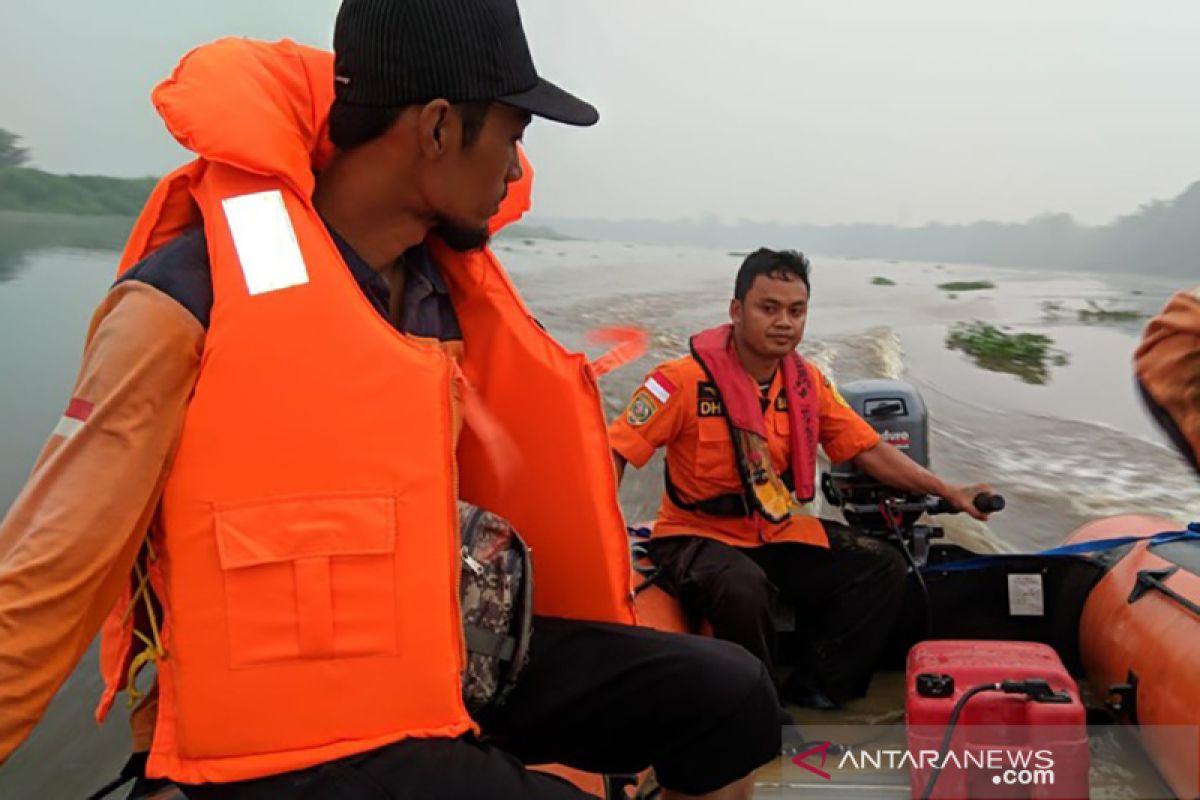 Tim SAR temukan korban hanyut di Sungai Rohil meninggal dunia