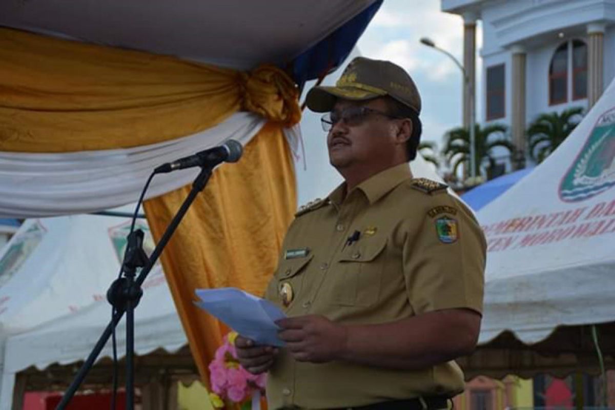 Jenazah Bupati Morut dimakamkan sesuai protokol penanganan COVID-19