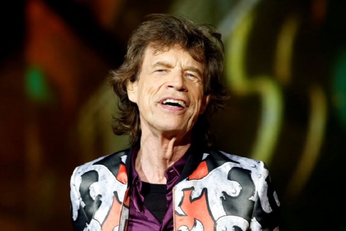 Mick Jagger dikabarkan segera jalani operasi jantung