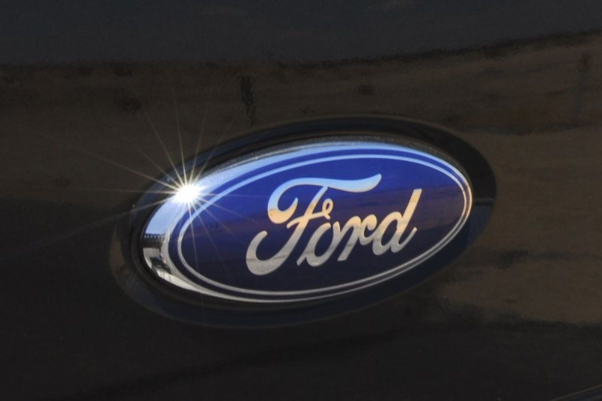 Katup elektrik alami kerusakan, Ford tarik ratusan mobil di China