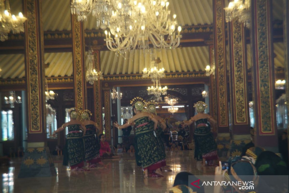 Jumenengan Keraton Surakarta dihadiri sejumlah tokoh penting