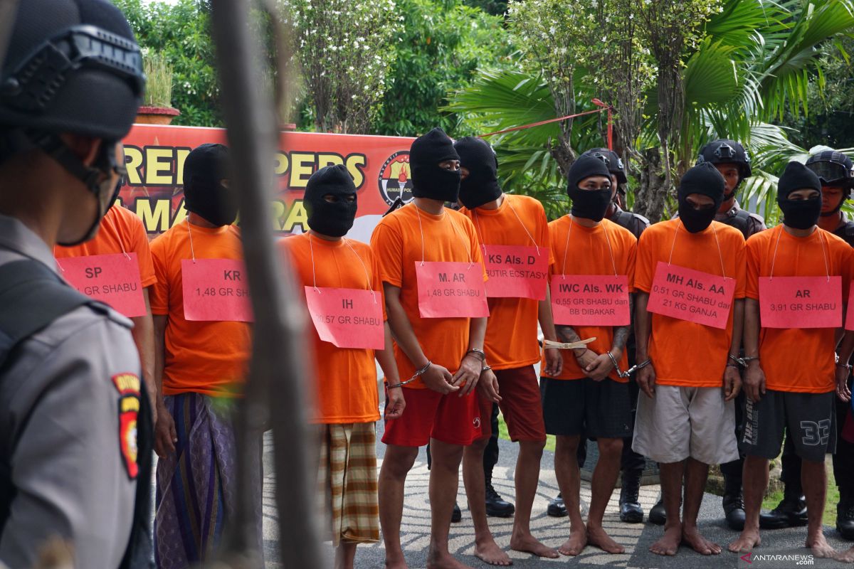 Perempuan terlibat jaringan narkoba Trawangan ditangkap