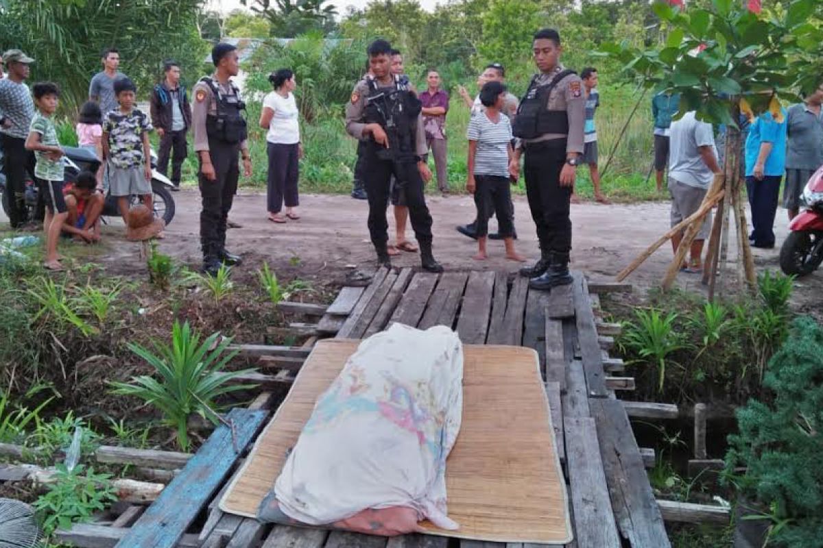 Diduga epilepsi kambuh, Dioni ditemukan tewas di parit