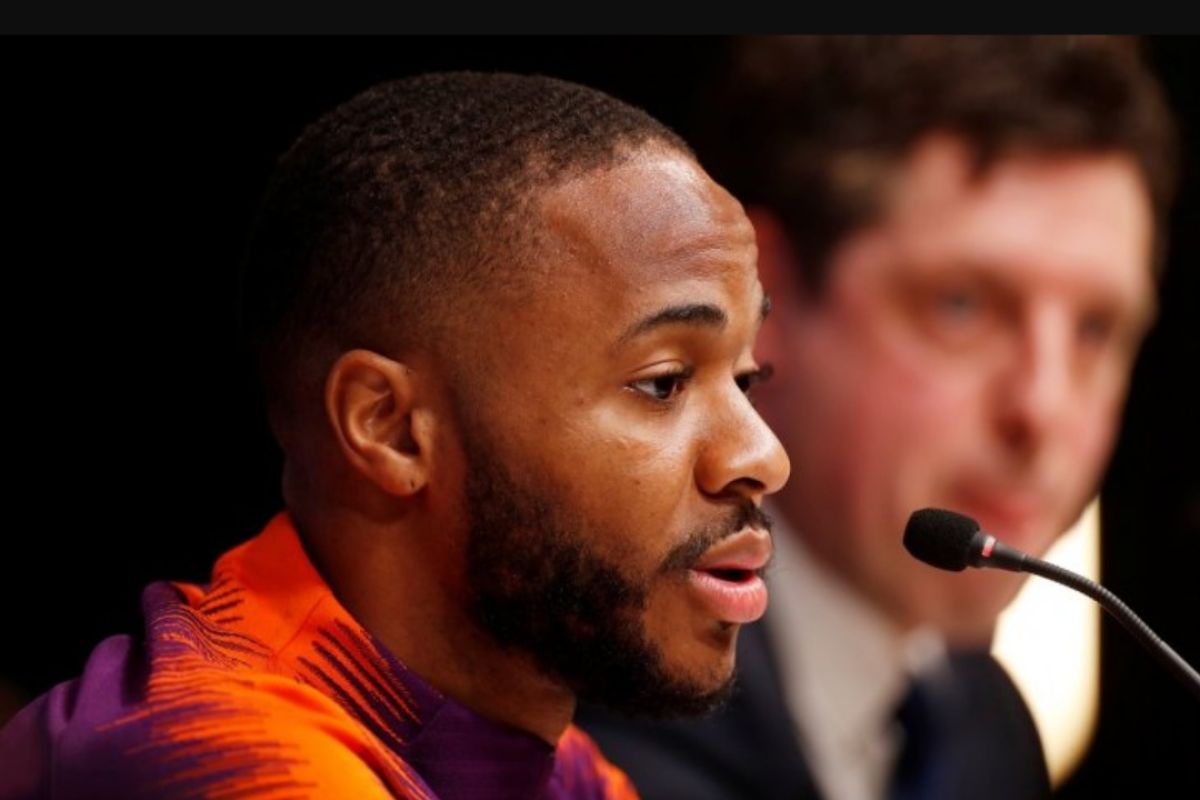 Sterling dan Walker alami rasisme setelah Manchester City kalah