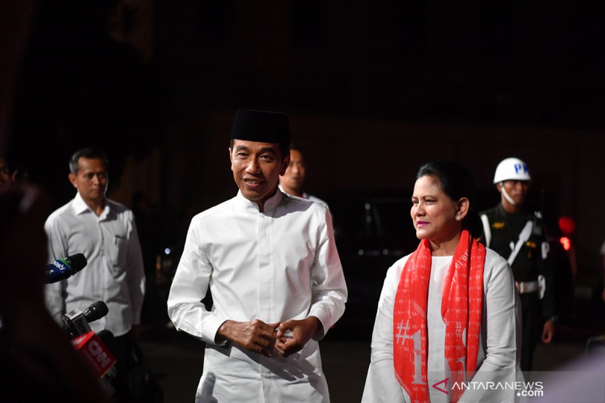 Jokowi akan gesa pemasaran produk pertanian dengan "e-commerce"'