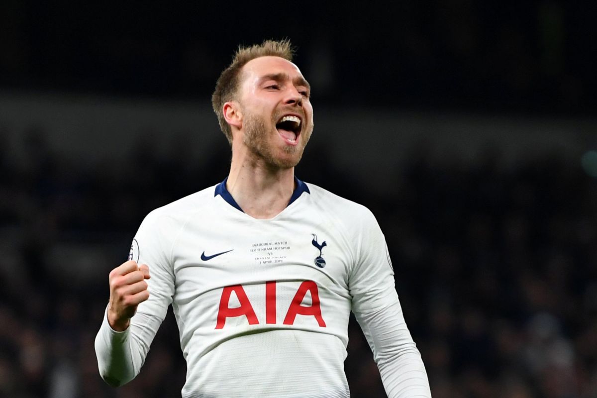 MU dikabarkan siap boyong Eriksen dengan gaji tiga kali lipat