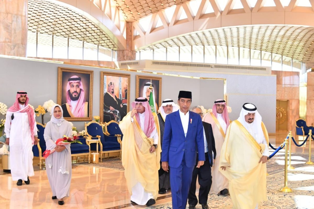 Presiden Joko Widodo  dijadwalkan temui Raja Salman di Riyadh