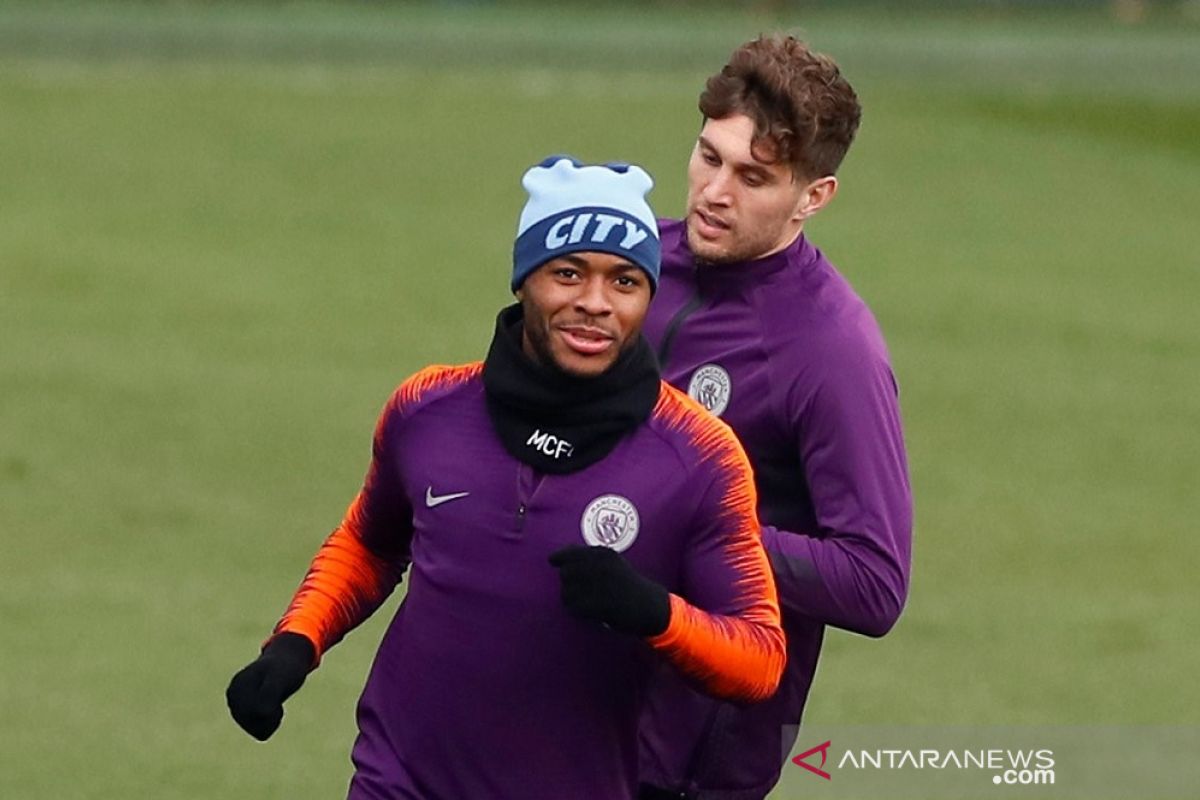 Stones cedera, bek belakang Manchester City makin krisis