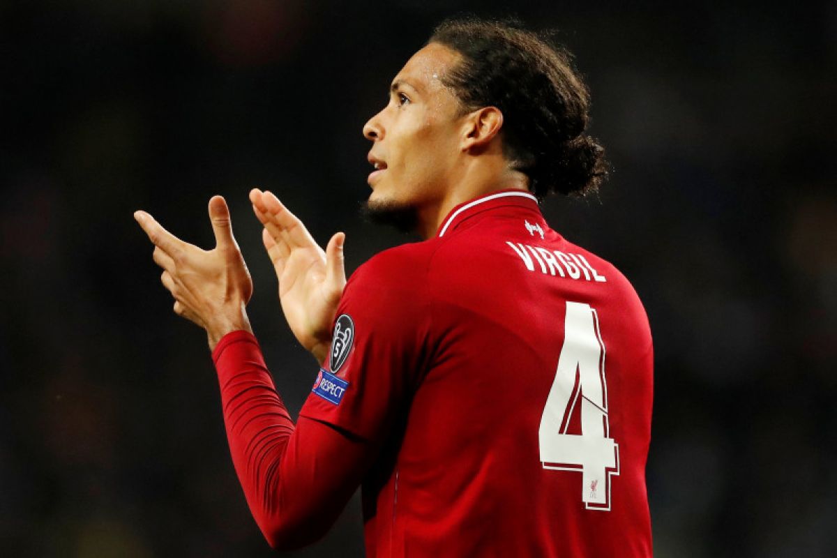 Van Dijk jadi pemain terbaik pilihan FA