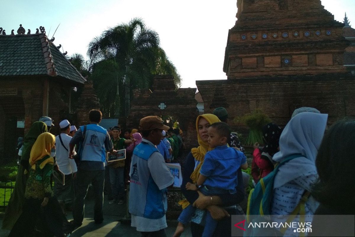 Fotografer Menara Kudus diduga anianya wisatawan, polisi masih selidiki