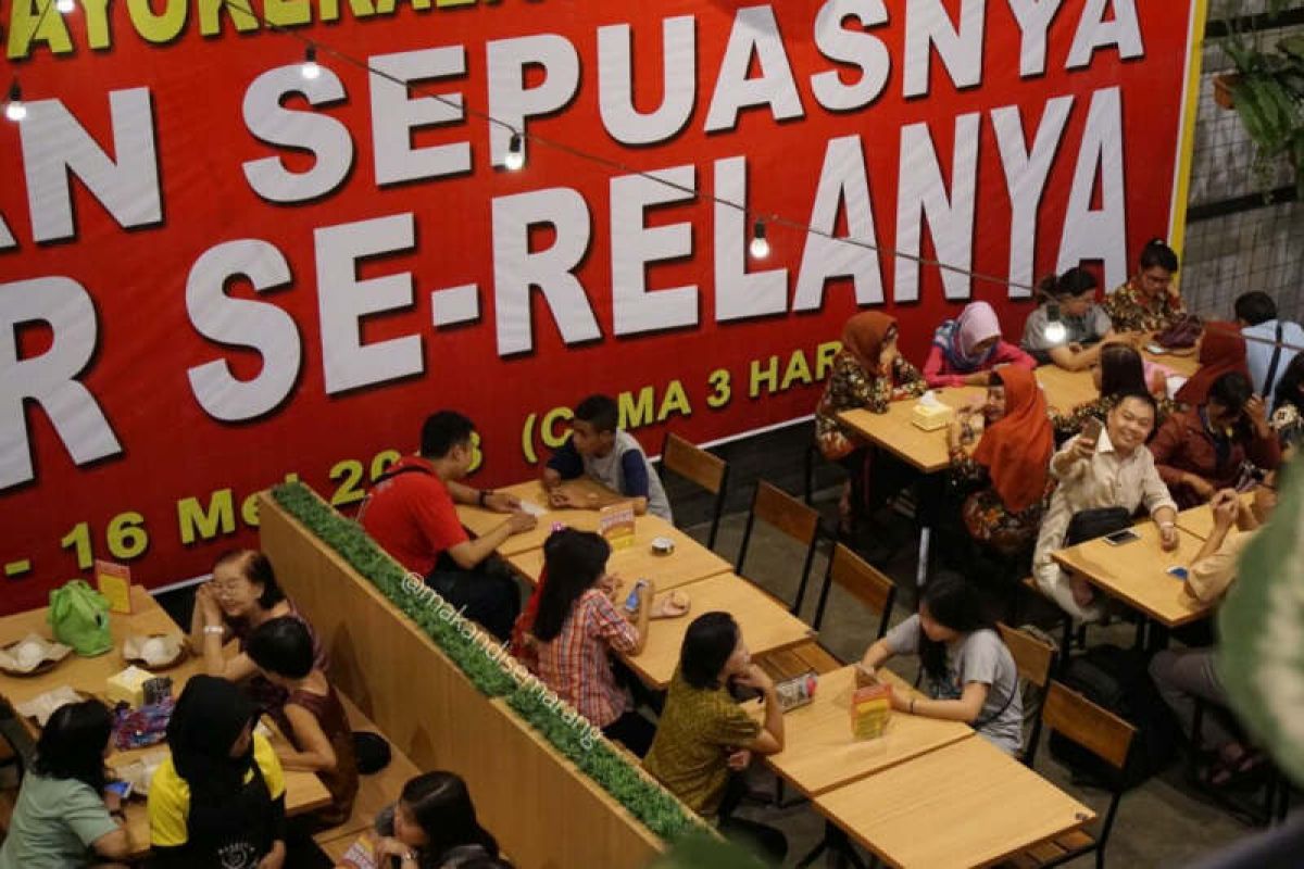 Di resto ini, Anda bisa makan sepuasnya dan bayar serelanya