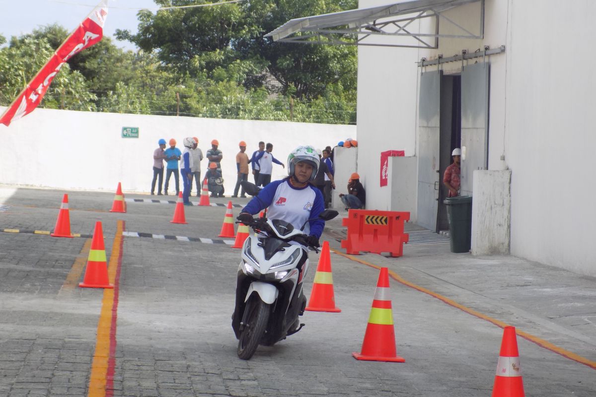 Honda sosialisasikan Safety Riding bersama Kartini Indonesia