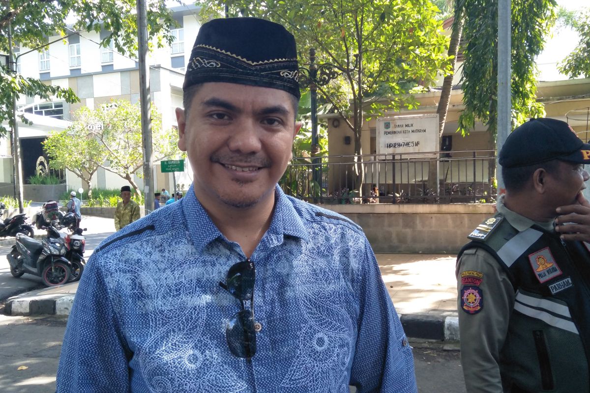 Dana kompensasi pedagang miras tradisional harus ditarik