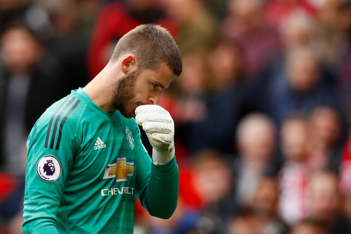 Solskjaer harus berani tidak mainkan De Gea