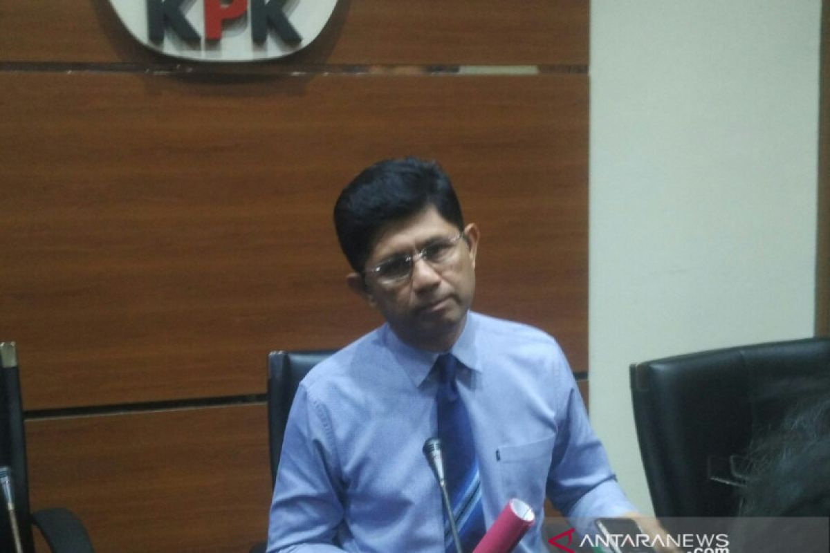 KPK tanggapi Novanto terlihat di Restoran Padang