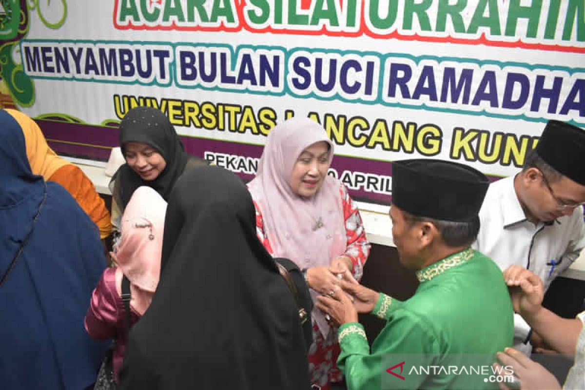 Rektor : Di Bulan Ramadan agar meningkatkan ilmu dan iman